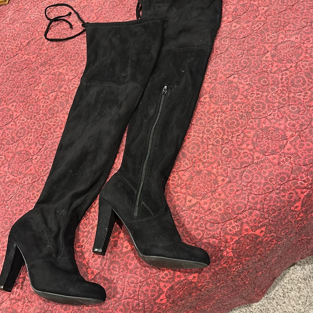 Black, size 8 , over the knee, high heeled boots